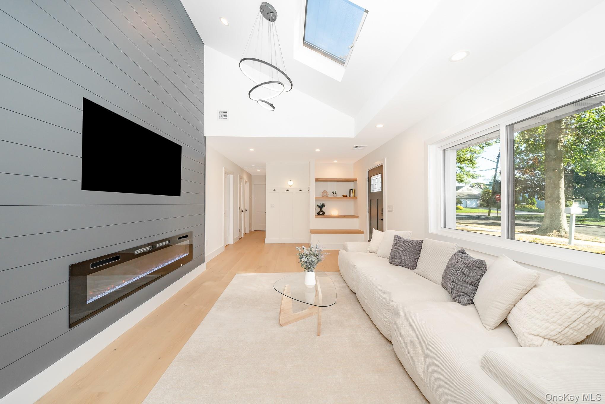 #2 photo, 5 Huron Avenue, Massapequa , NY 11758