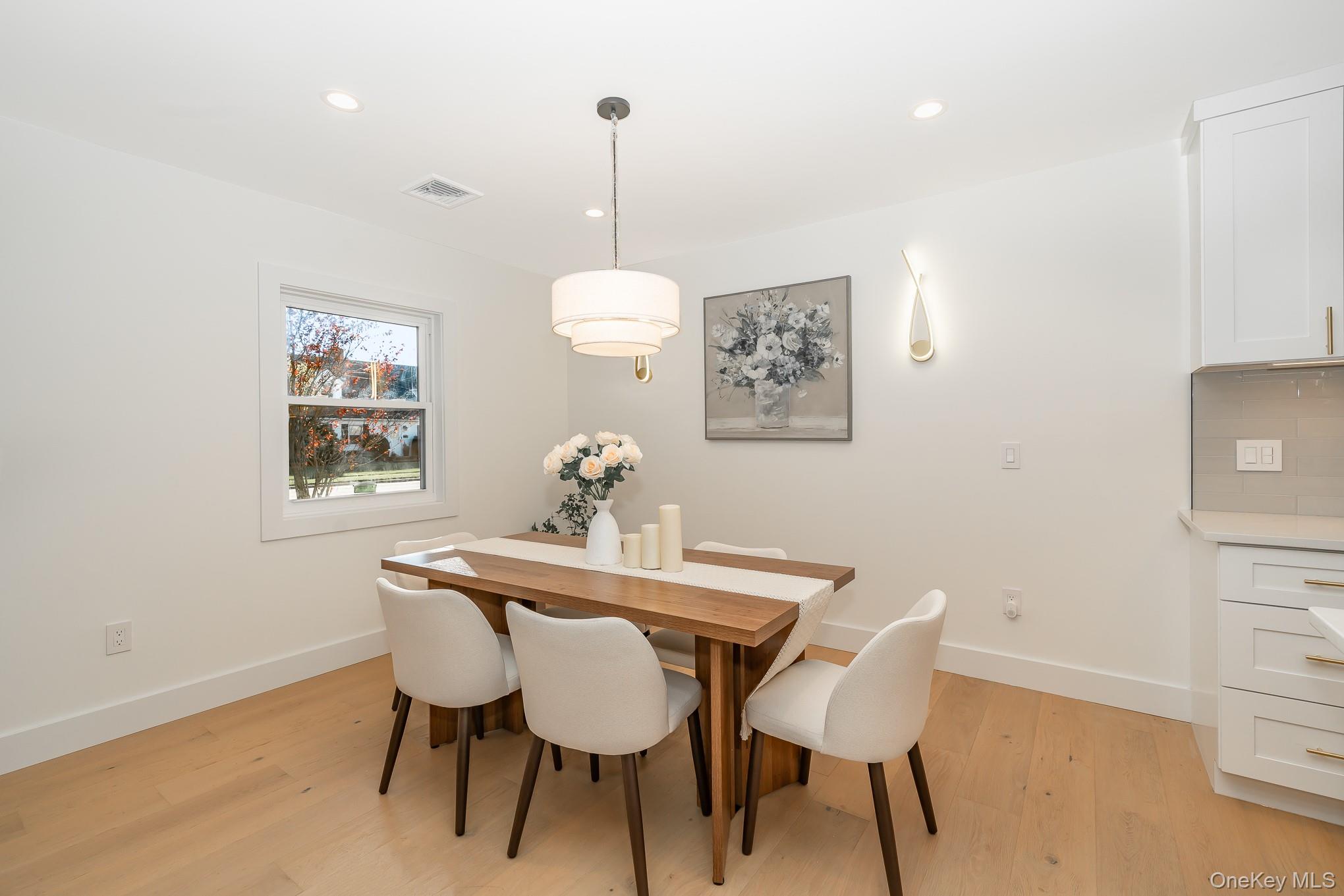 #6 photo, 5 Huron Avenue, Massapequa , NY 11758