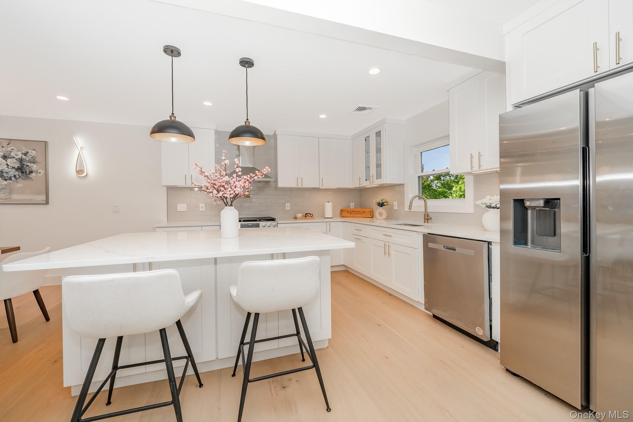 #8 photo, 5 Huron Avenue, Massapequa , NY 11758