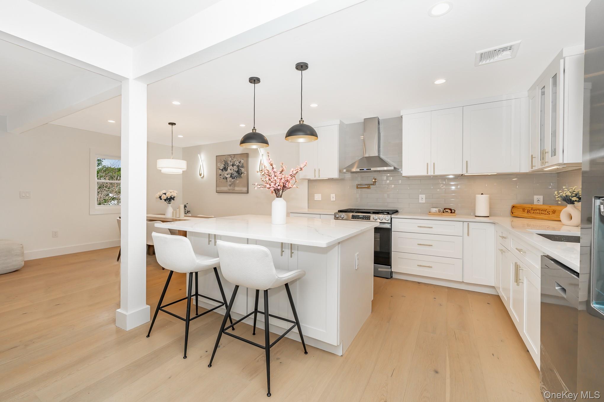 #9 photo, 5 Huron Avenue, Massapequa , NY 11758