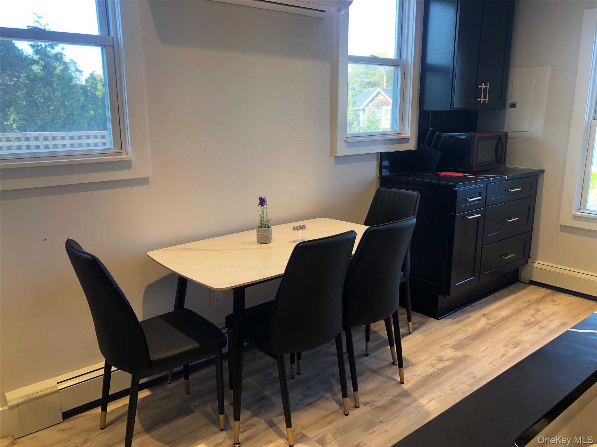 #7 photo, 94 Main, Westhampton Beach , NY 11978