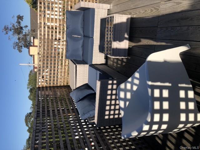 #8 photo, 94 Main, Westhampton Beach , NY 11978