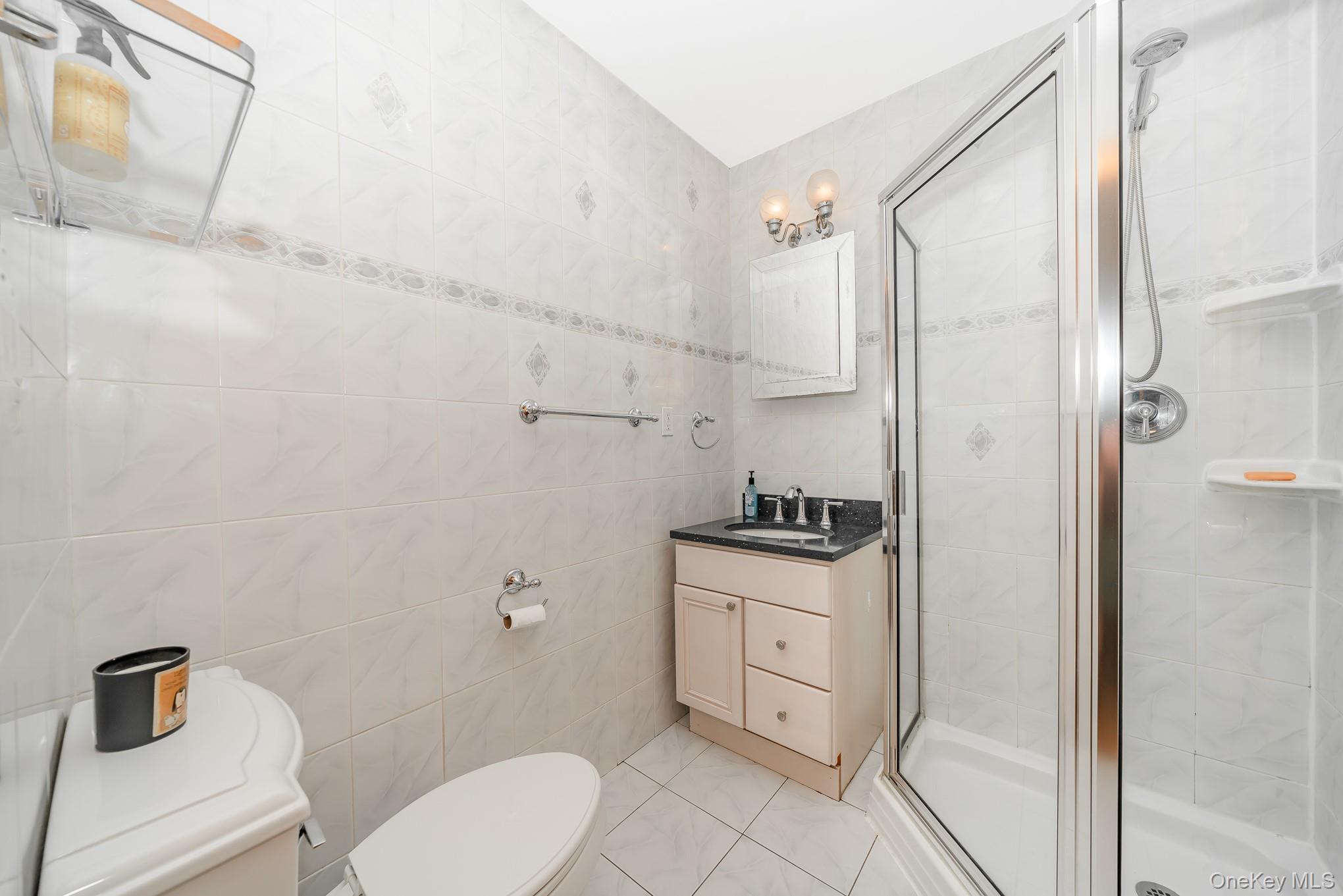 #16 photo, 3615 Franklin Street, Wantagh , NY 11793