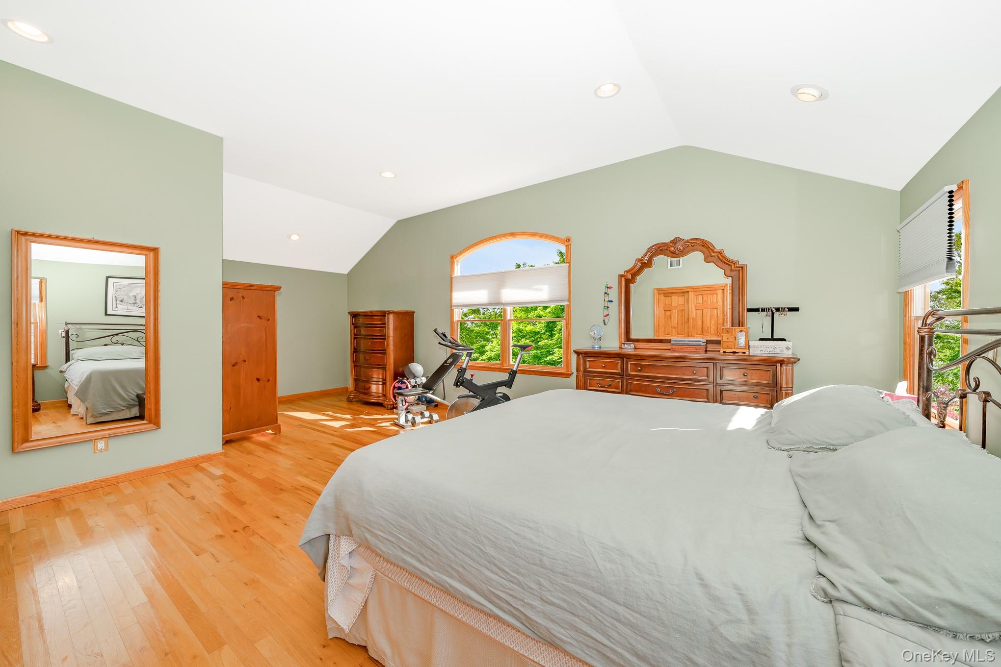 #18 photo, 3615 Franklin Street, Wantagh , NY 11793