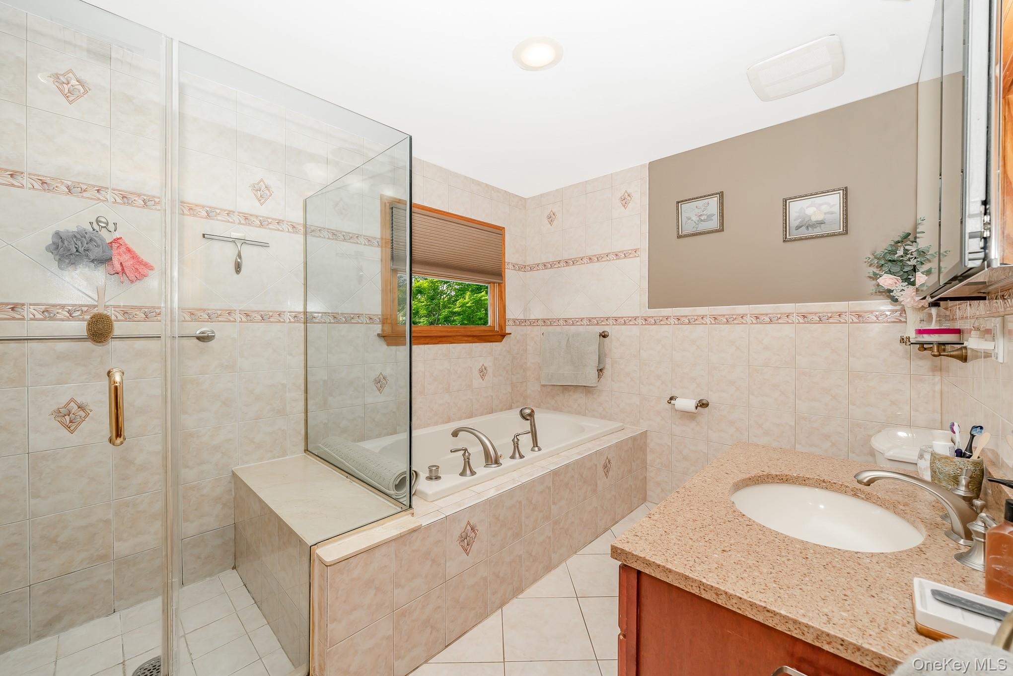 #19 photo, 3615 Franklin Street, Wantagh , NY 11793