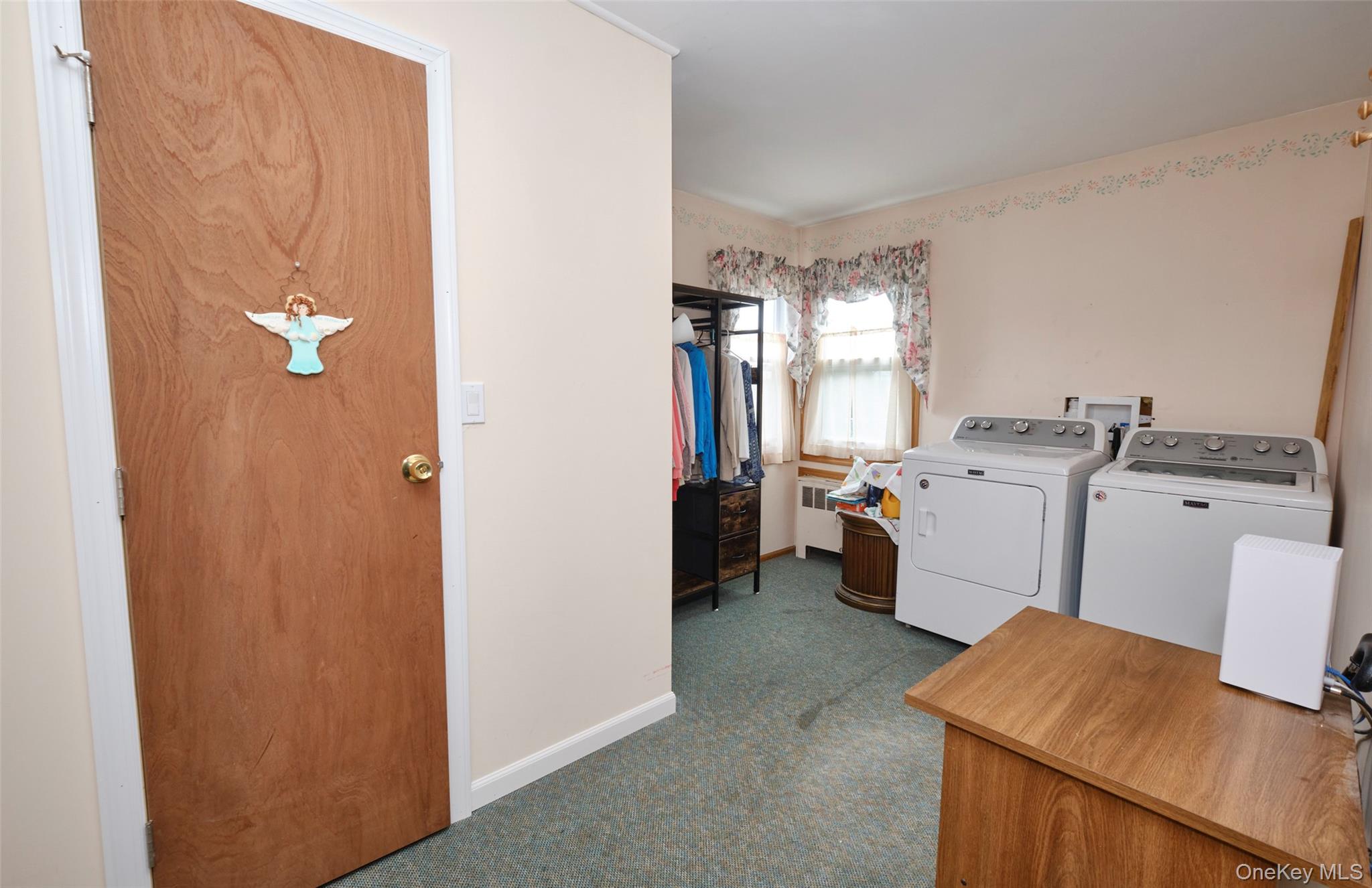 #15 photo, 911 Covert Avenue, New Hyde Park , NY 11040