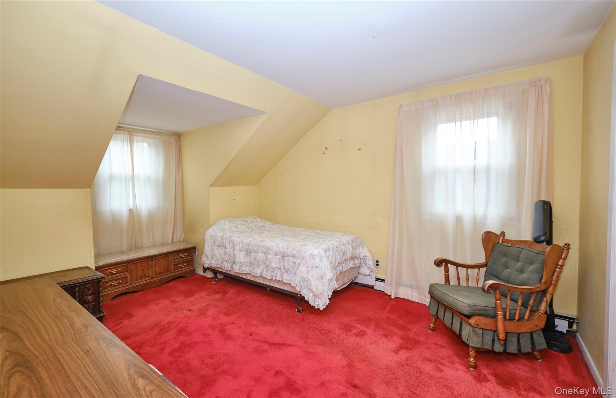 #20 photo, 911 Covert Avenue, New Hyde Park , NY 11040