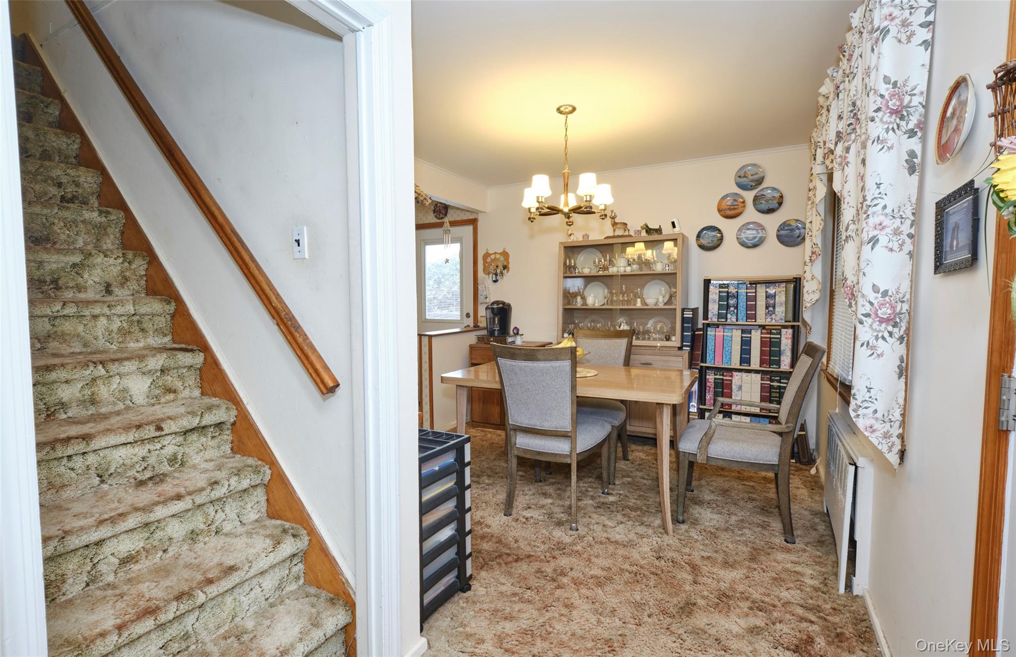 #8 photo, 911 Covert Avenue, New Hyde Park , NY 11040