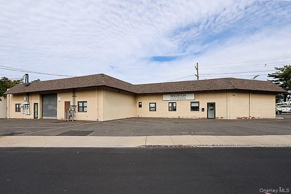 #3 photo, 68 Merrick Road, ナッソー郡 Lynbrook , NY 11563