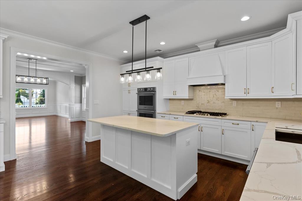 #14 photo, 17 Hannington Avenue, ナッソー郡 Wantagh , NY 11793