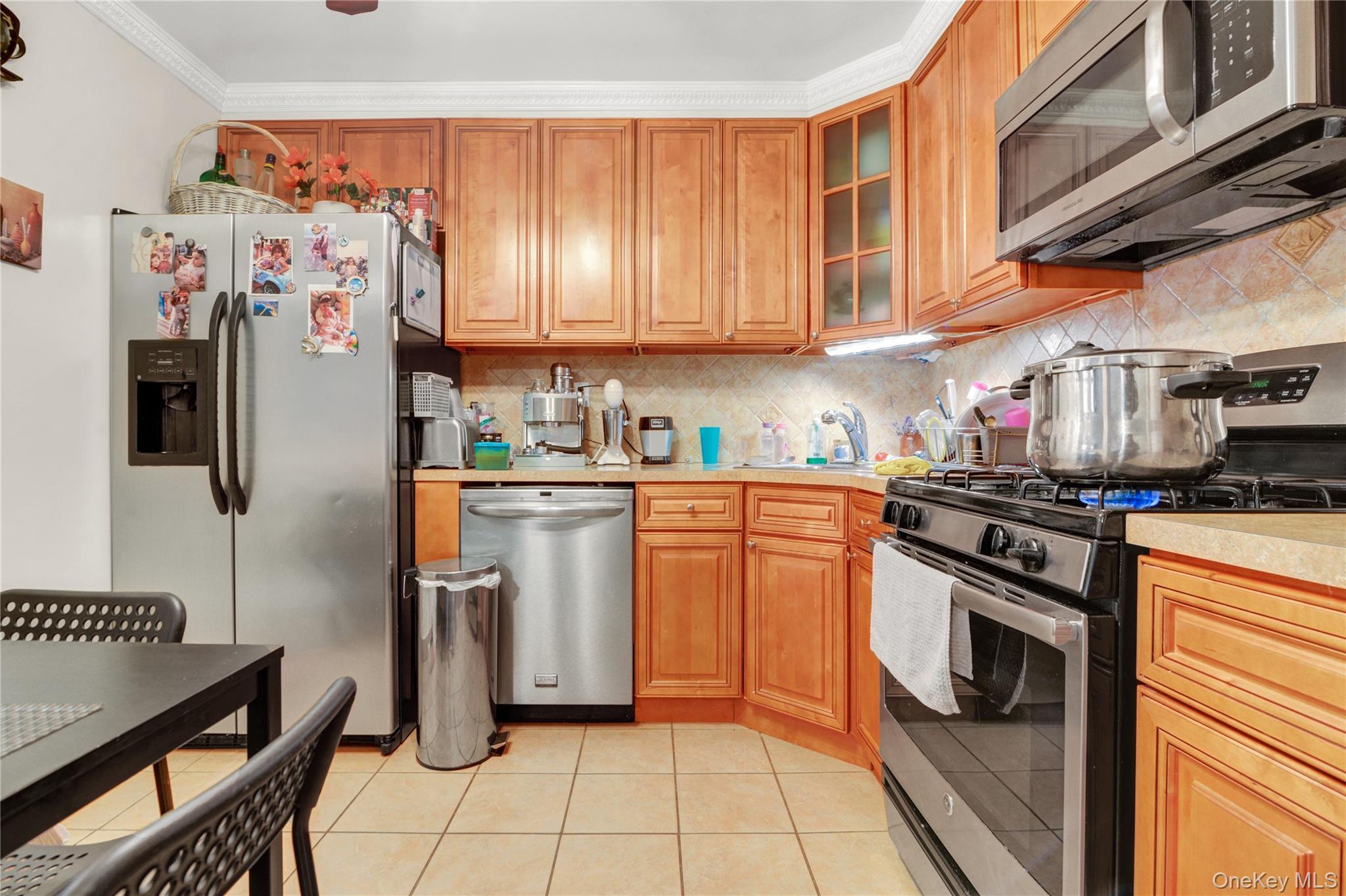 #4 photo, 20-39 49th Street, クイーンズ区 Astoria , NY 11105