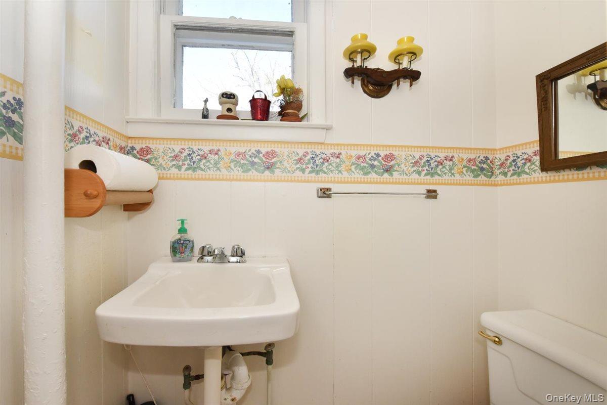 #14 photo, 101 Wallace Street, Freeport , NY 11520