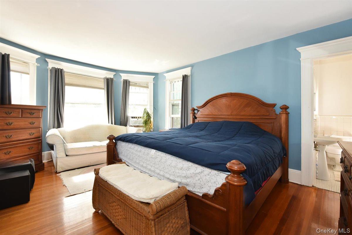 #16 photo, 101 Wallace Street, Freeport , NY 11520