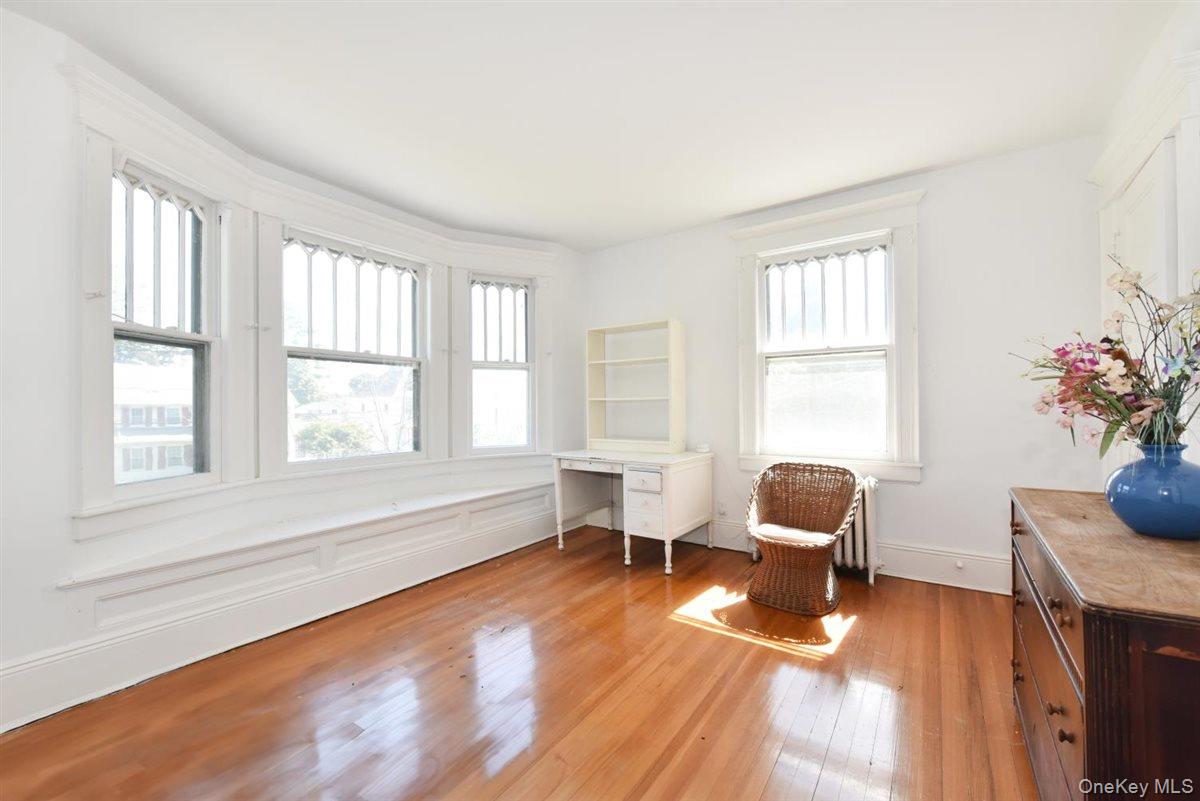 #18 photo, 101 Wallace Street, Freeport , NY 11520