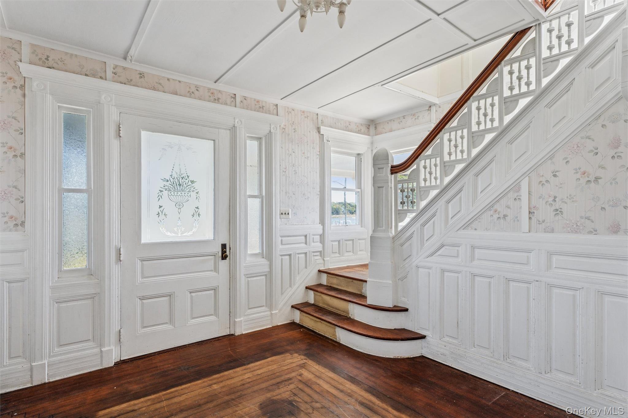 #4 photo, 63 S Bay Ave, サフォーク郡 Eastport , NY 11941