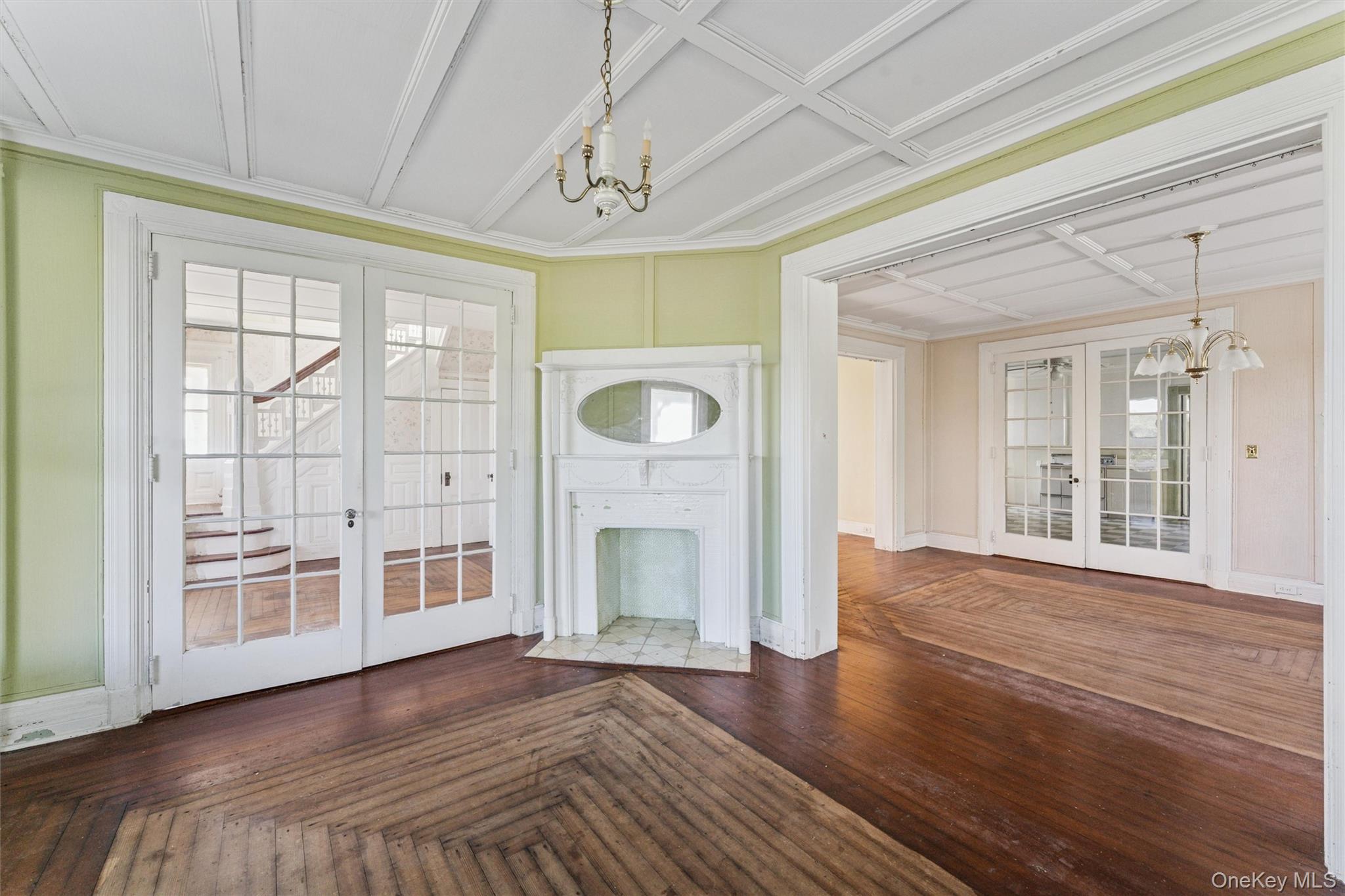 #7 photo, 63 S Bay Ave, サフォーク郡 Eastport , NY 11941