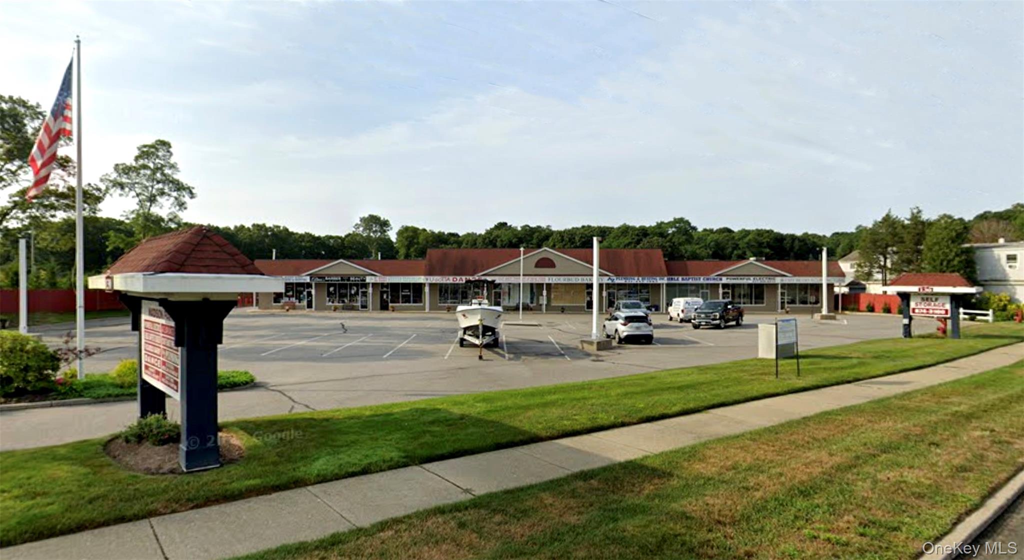 #2 photo, 130 Montauk Highway, サフォーク郡 East Moriches , NY 11940