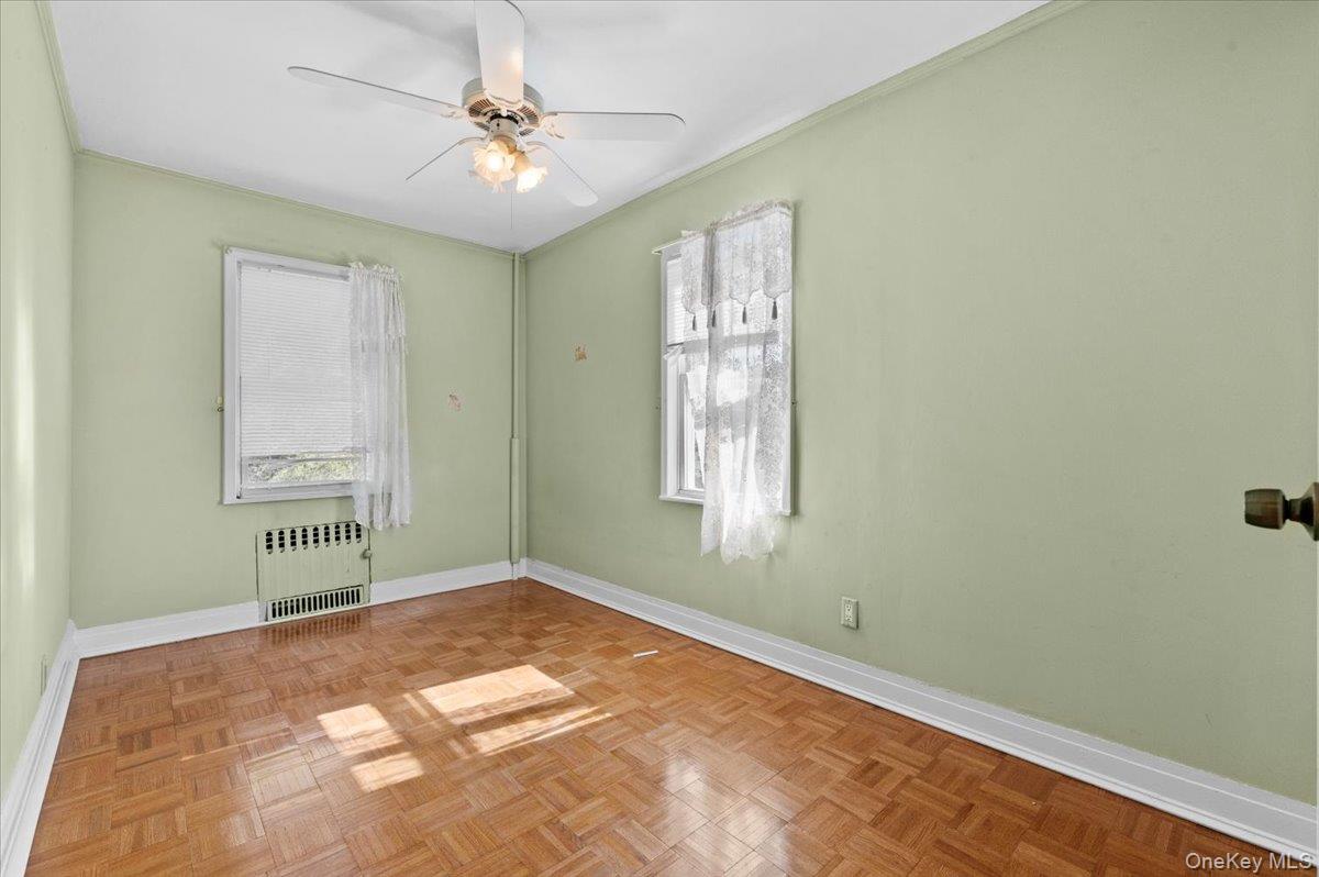 #13 photo, 160 Rockaway Parkway, Valley Stream , NY 11580