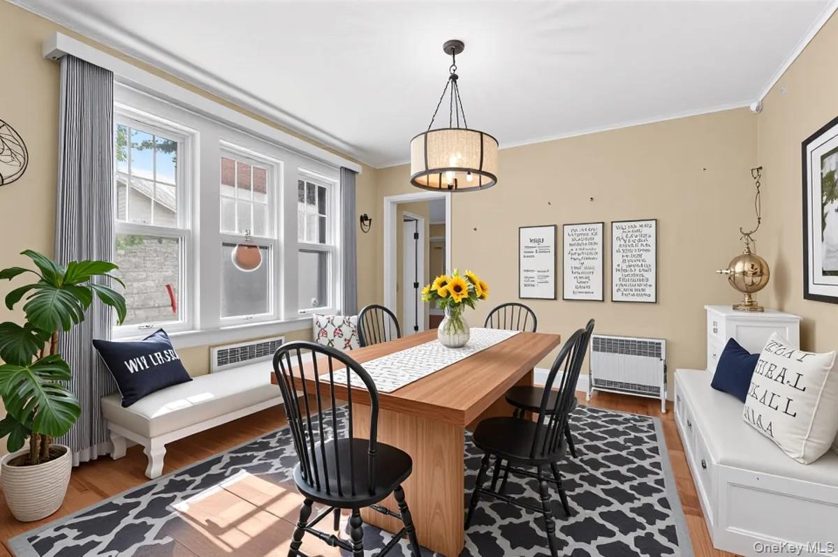 #7 photo, 160 Rockaway Parkway, Valley Stream , NY 11580