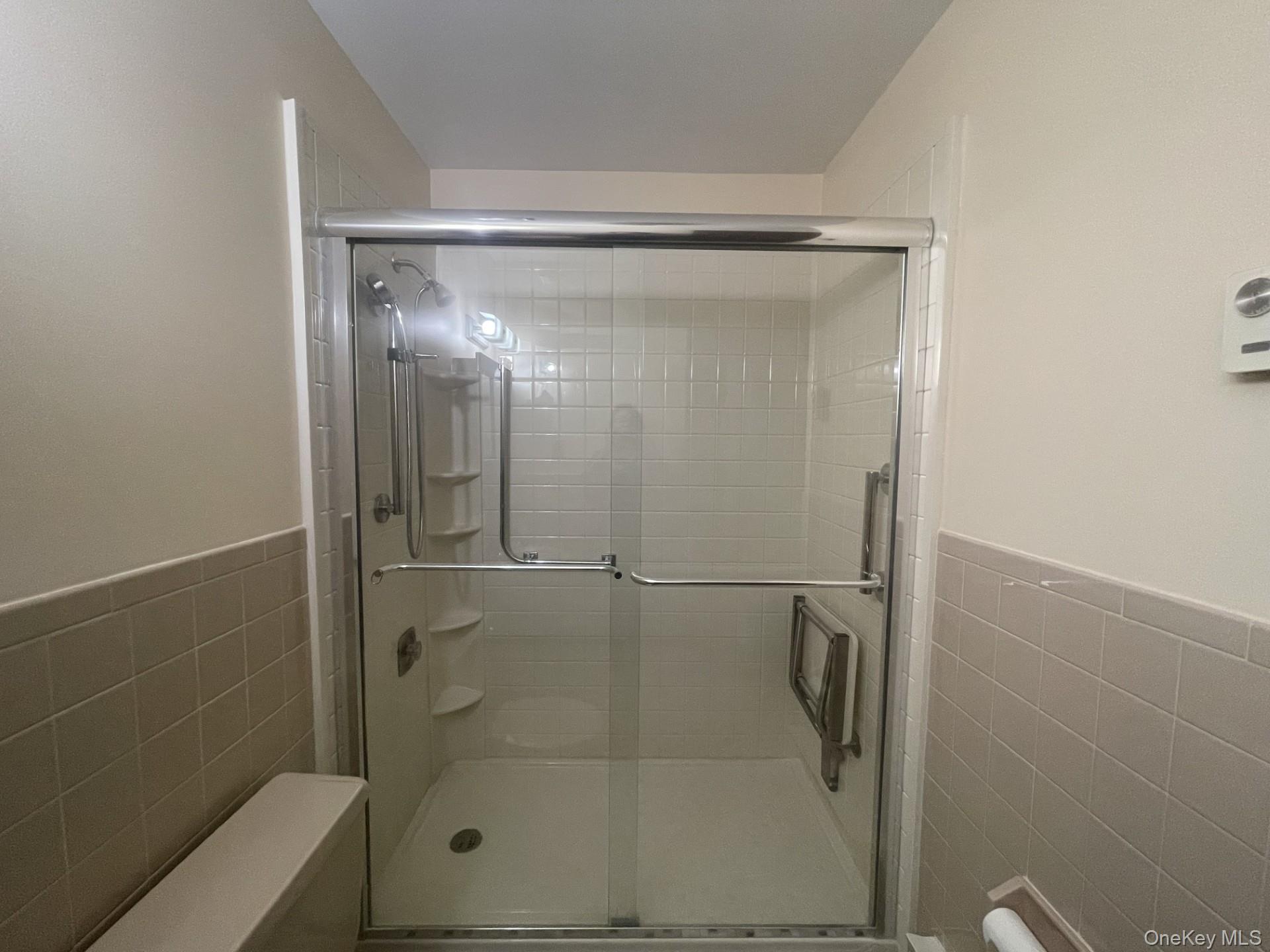 #9 photo, 323 Brownfield Drive, サフォーク郡 Ridge , NY 11961