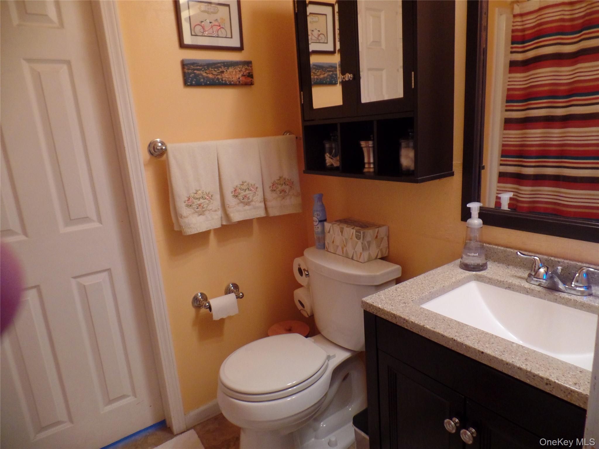 #20 photo, 87 Vero, Poughkeepsie , NY 12603