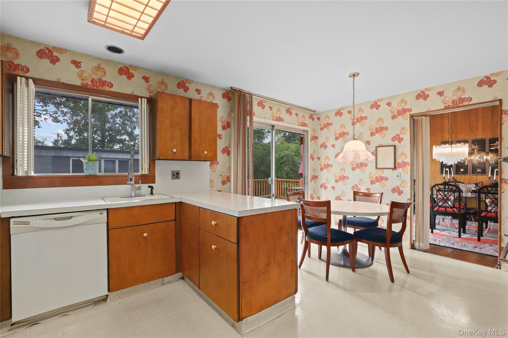 #11 photo, 2 Willa Way, Eastchester , NY 10709