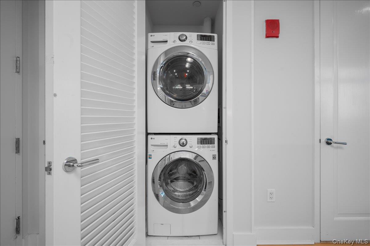 #13 photo, 175 Huguenot Street, New Rochelle , NY 10801