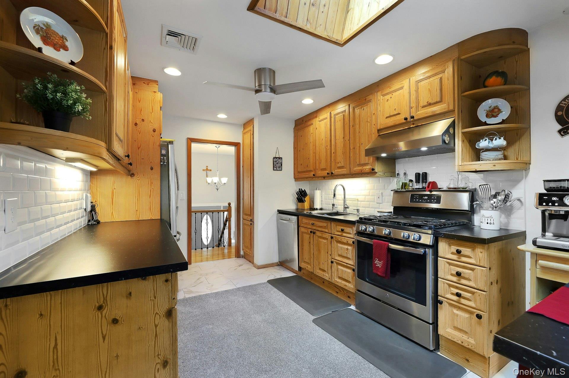 #10 photo, 106 Birch Lane, New City , NY 10956