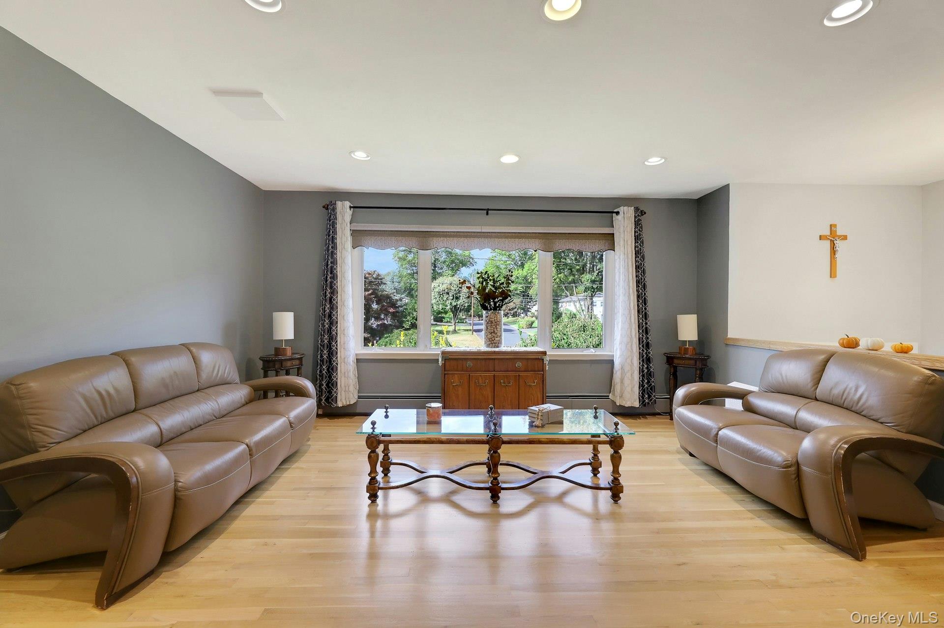 #8 photo, 106 Birch Lane, New City , NY 10956