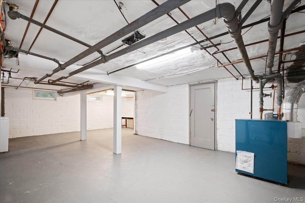 #15 photo, 244 Boulevard, Scarsdale , NY 10583