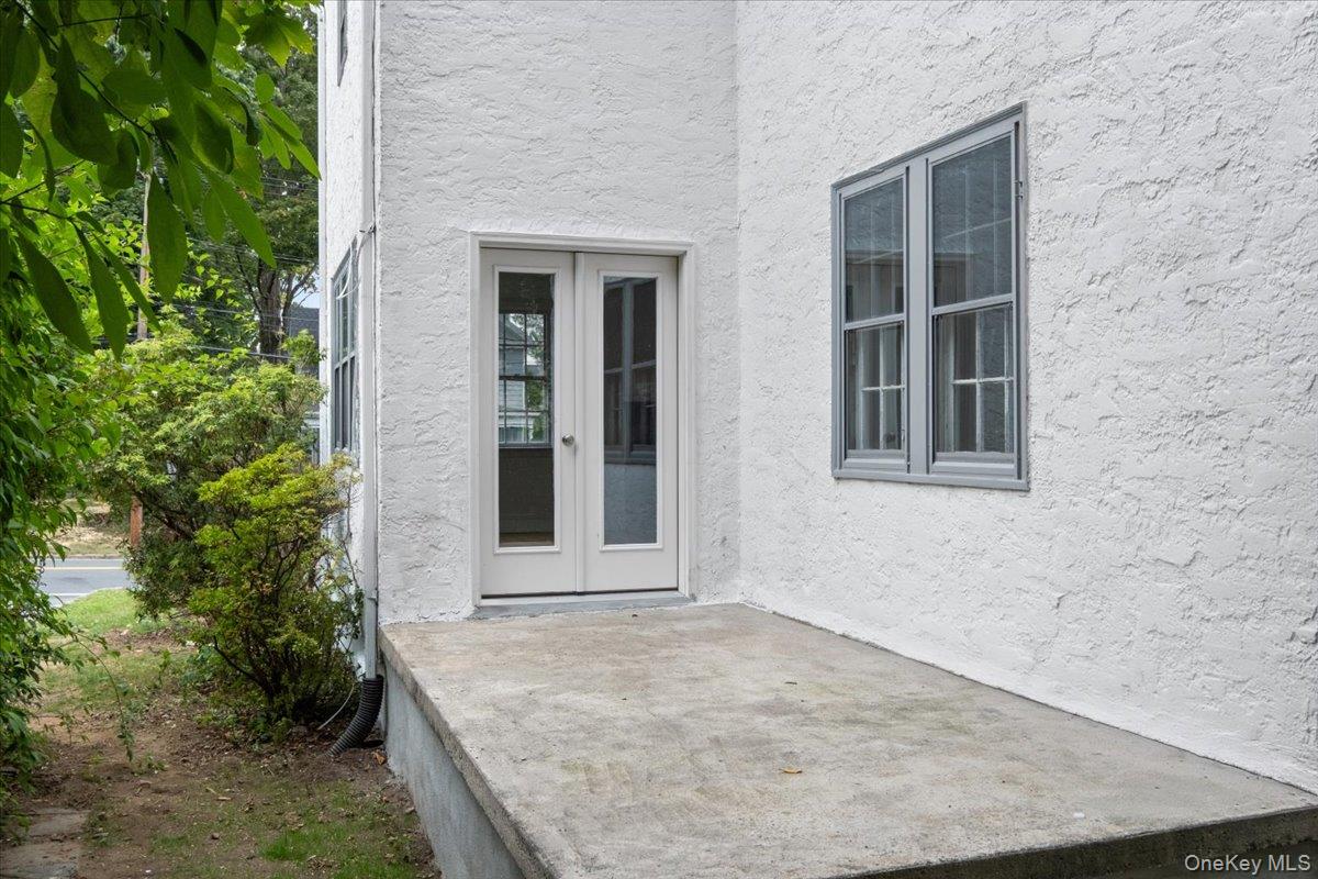 #16 photo, 244 Boulevard, Scarsdale , NY 10583