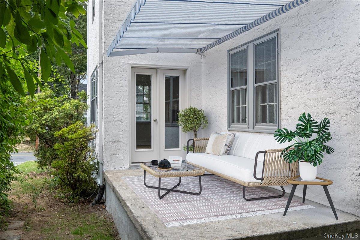 #17 photo, 244 Boulevard, Scarsdale , NY 10583