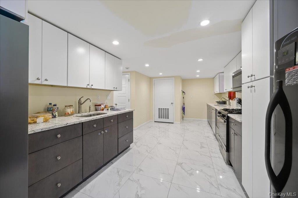 #11 photo, 431 Willow Grove Road, Stony Point , NY 10980