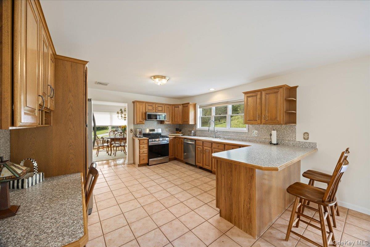 #16 photo, 1 Northgate, Goshen , NY 10924