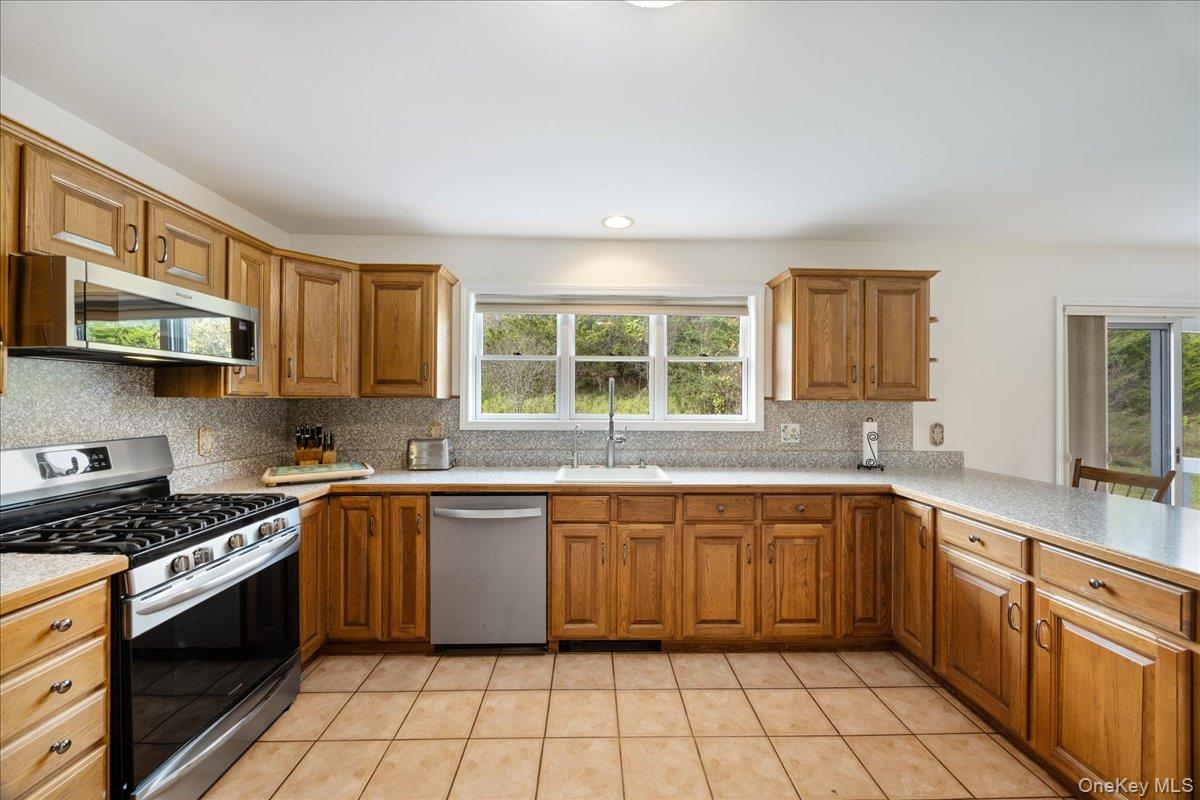 #17 photo, 1 Northgate, Goshen , NY 10924