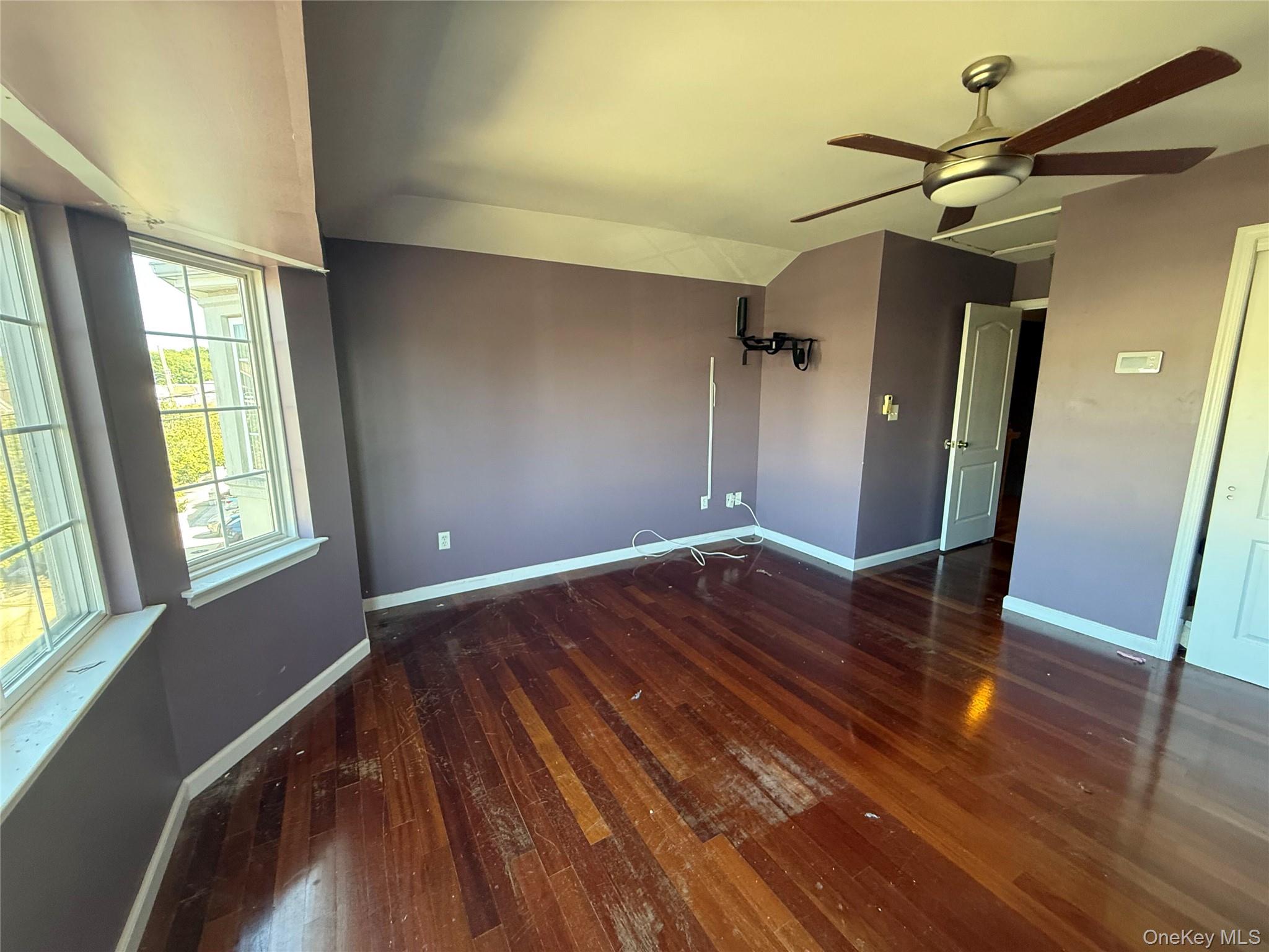 #12 photo, 105 Churchill Avenue, Staten Island , NY 10309