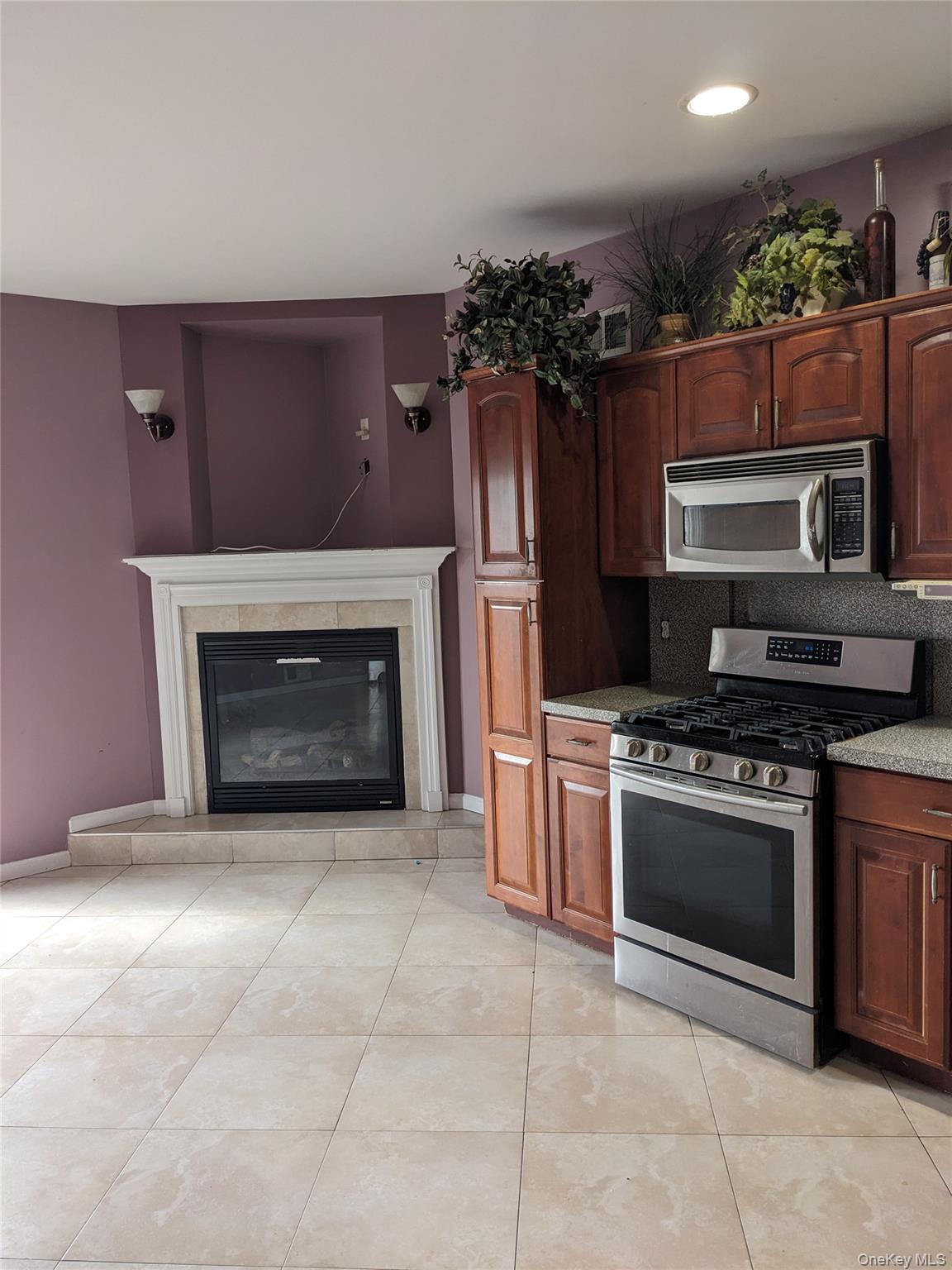 #5 photo, 105 Churchill Avenue, Staten Island , NY 10309