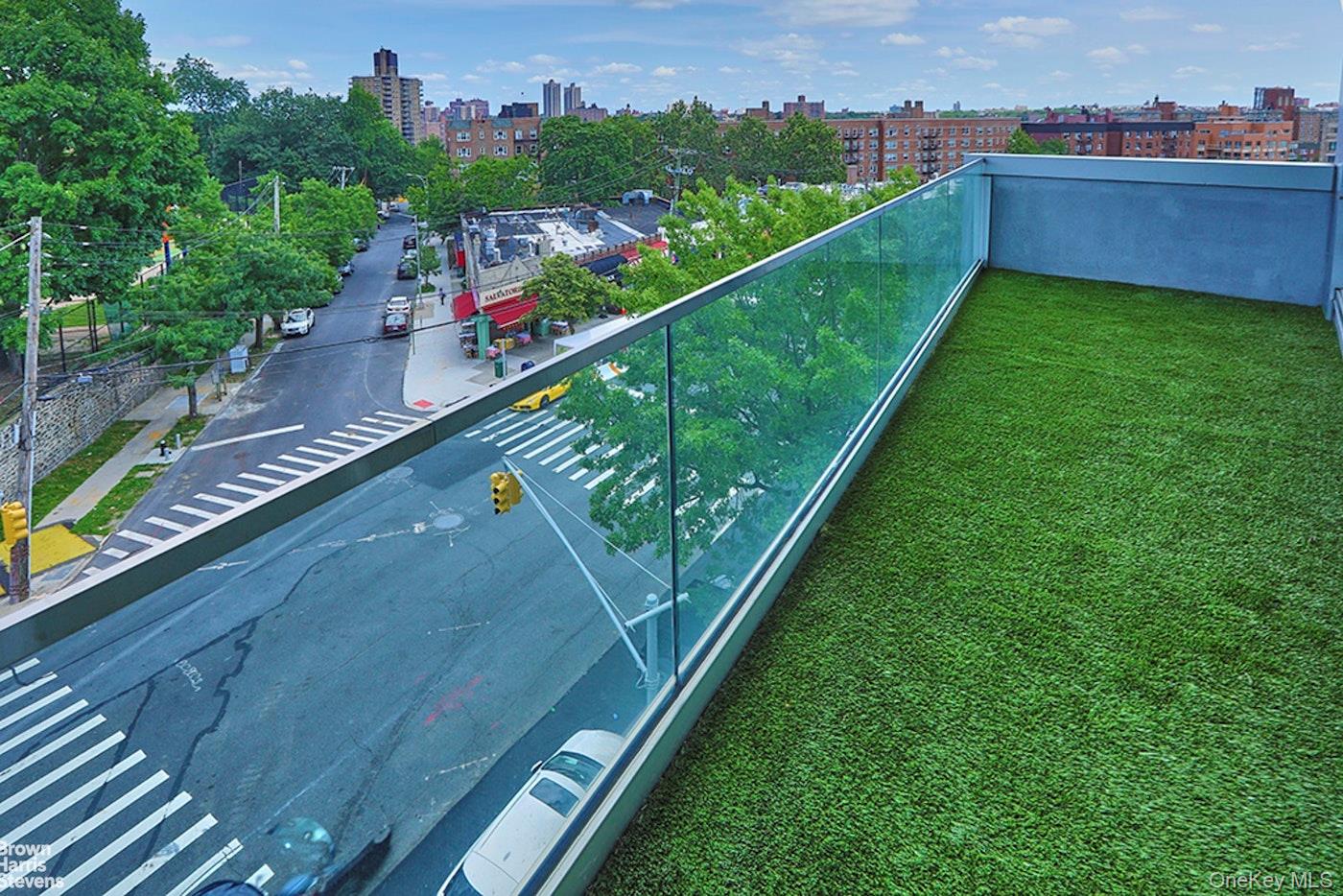 #19 photo, 3751 Riverdale Avenue, Bronx , NY 10463