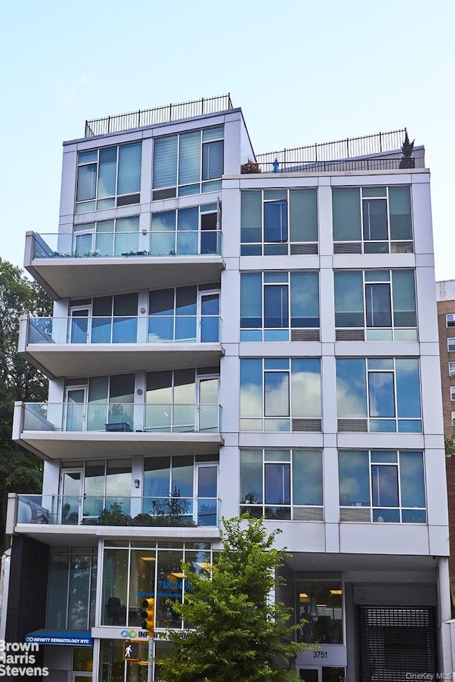 #20 photo, 3751 Riverdale Avenue, Bronx , NY 10463