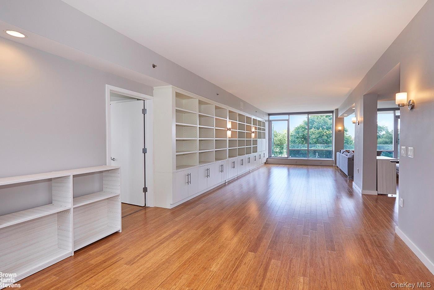 #4 photo, 3751 Riverdale Avenue, Bronx , NY 10463