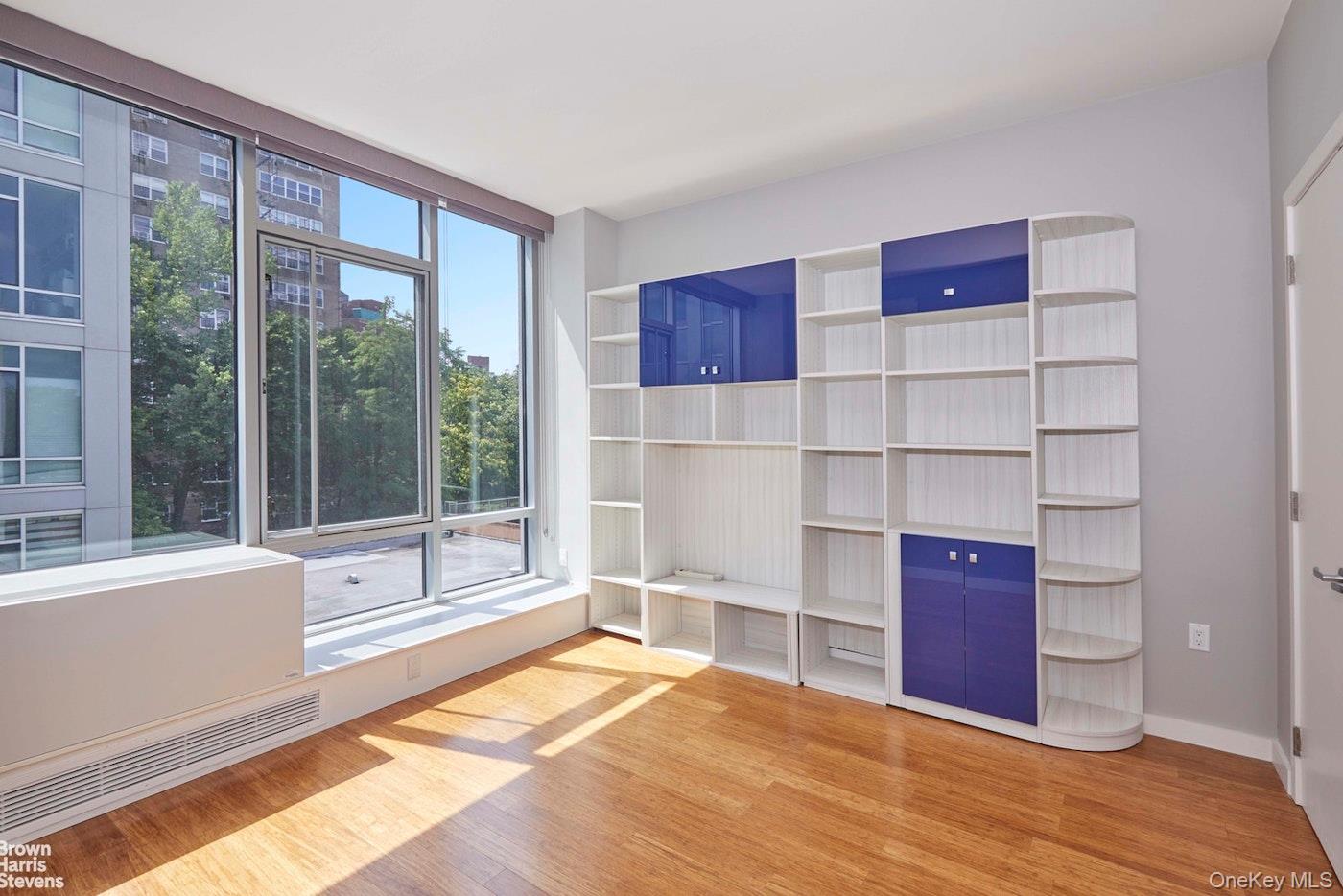 #7 photo, 3751 Riverdale Avenue, Bronx , NY 10463