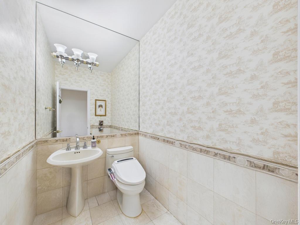 #15 photo, 428 Toftree Court, ナッソー郡 Roslyn , NY 11576