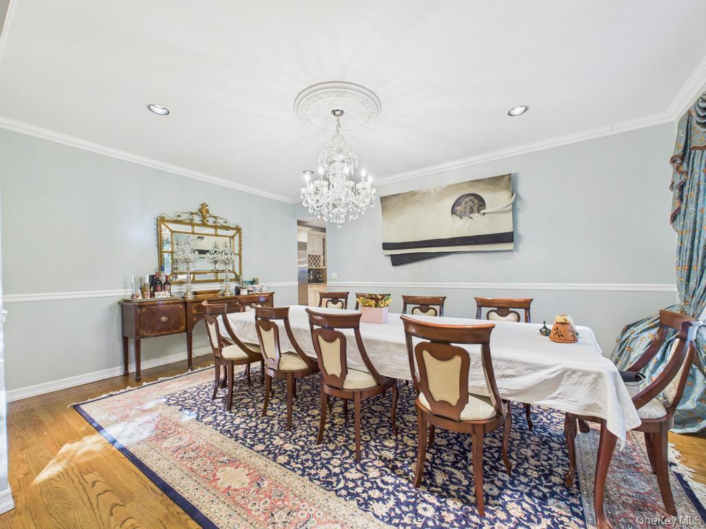 #8 photo, 428 Toftree Court, ナッソー郡 Roslyn , NY 11576