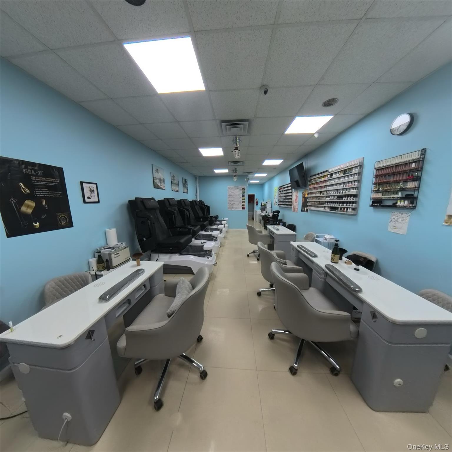 #1 photo, 3490 E Tremont Avenue, ブロンクス区 Bronx , NY 10465