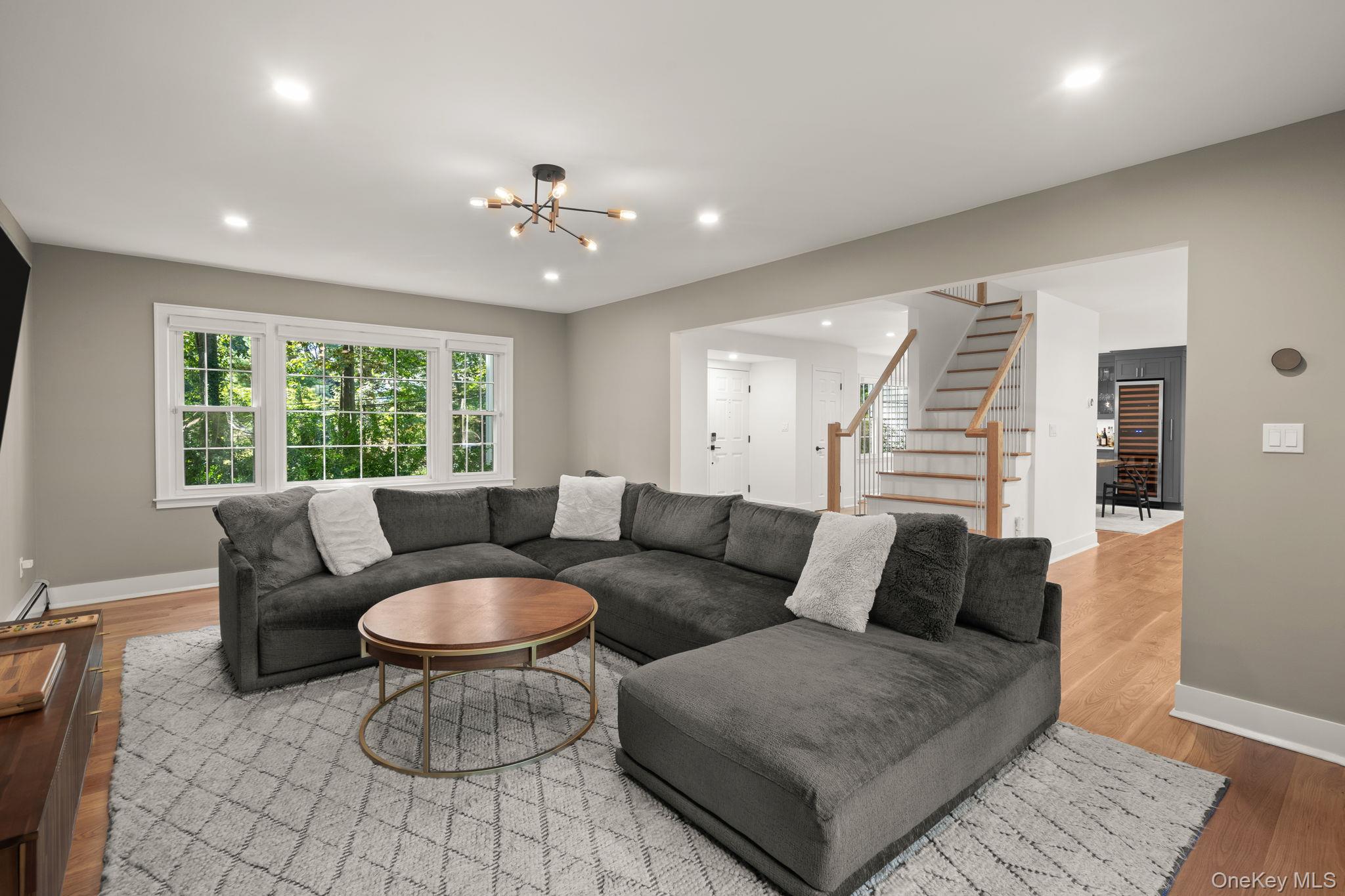 #12 photo, 511 Wolf Hill Road, 东长岛 Dix小山 Dix Hills , NY 11746