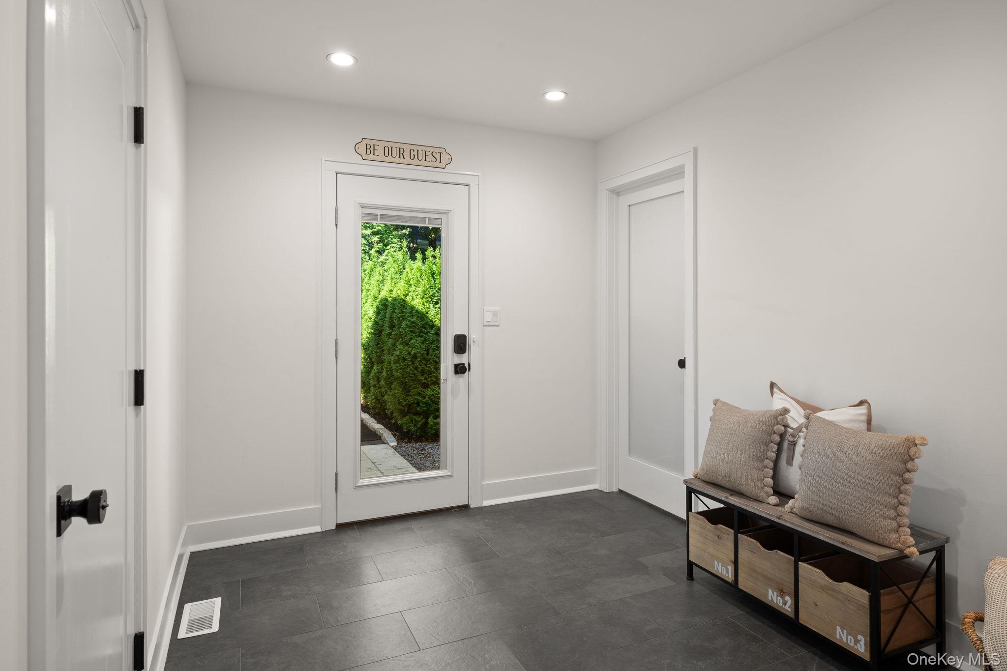 #14 photo, 511 Wolf Hill Road, 东长岛 Dix小山 Dix Hills , NY 11746