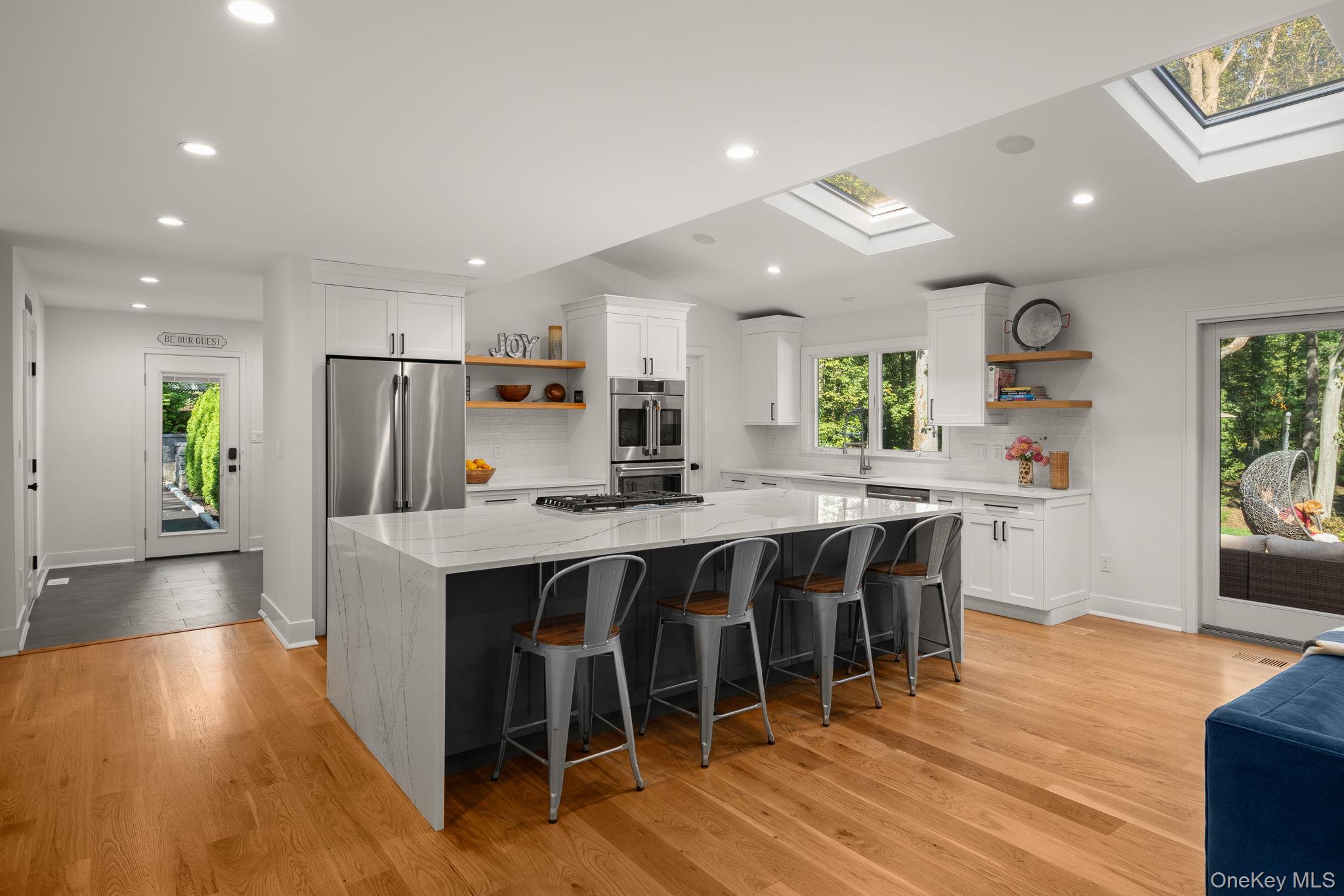 #6 photo, 511 Wolf Hill Road, 东长岛 Dix小山 Dix Hills , NY 11746