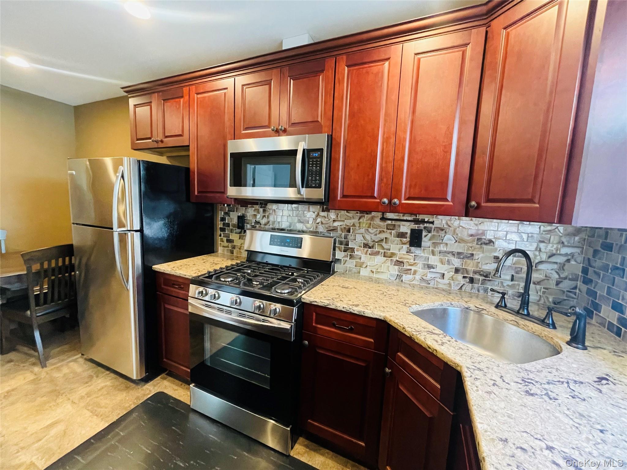 #2 photo, 47-32 39th Street, Sunnyside , NY 11104