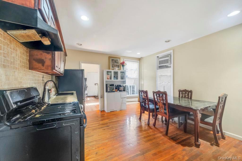 #19 photo, 323 Barbey Street, ブルックリン区 Brooklyn , NY 11207