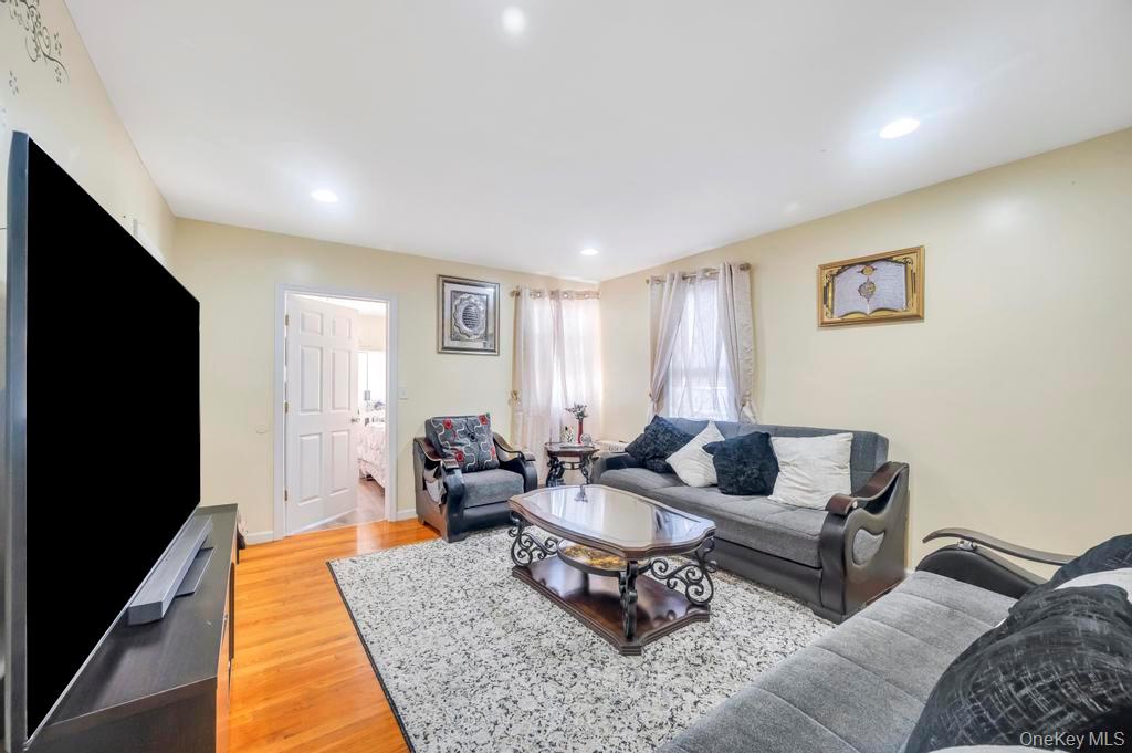 #9 photo, 323 Barbey Street, ブルックリン区 Brooklyn , NY 11207